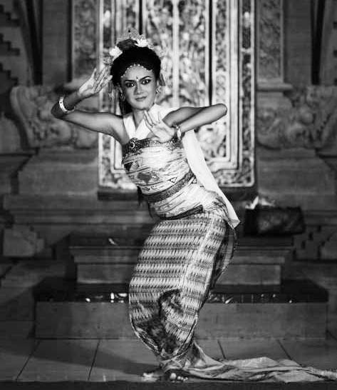 Sri Lange – Drama Tari Bali, Keindahan Dewi Sri