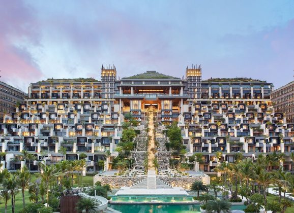 ヨーロッパ最古の高級ホテルグループ「アプルバ ケンピンスキ バリ」インドネシア工芸の真価を理解する5ツ星リゾートがヌサドゥアに登場。
